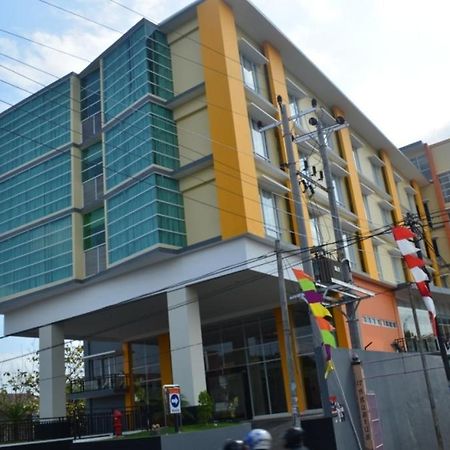 יוגיאקרטה Edu Hostel מראה חיצוני תמונה