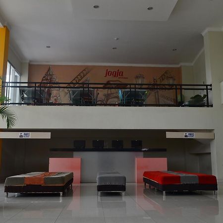 יוגיאקרטה Edu Hostel מראה חיצוני תמונה